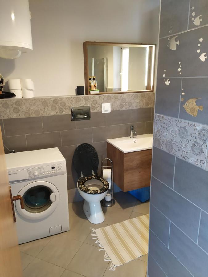 Sunny Blue Apartament Нерезине Екстер'єр фото